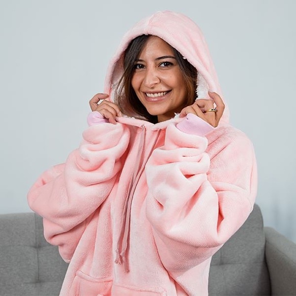 Cozy Cuddler wearable blanket pink with Matching Socks One size - Picture 5 of 12